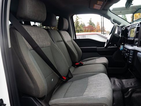 Used 2024 Ford F350 XLT image 24