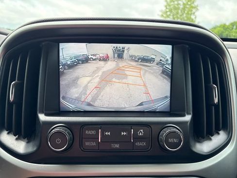 Used 2016 Chevrolet Colorado LT w/ Midnight Edition AWD/4WD image 15