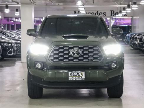 Used 2022 Toyota Tacoma TRD Sport RWD image 6