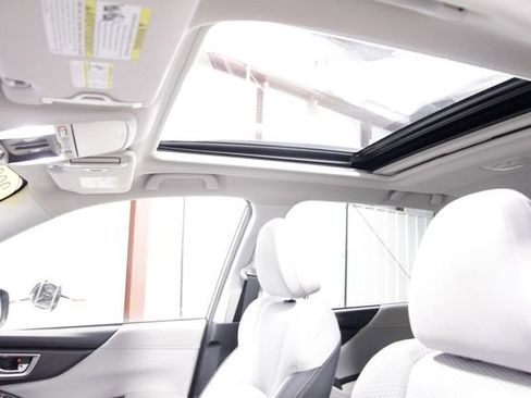 Used 2023 Subaru Forester Premium image 38