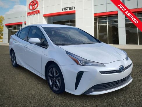 Used 2019 Toyota Prius Limited FWD image 1