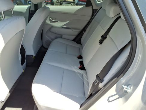 Used 2026 Hyundai Kona SE FWD image 14