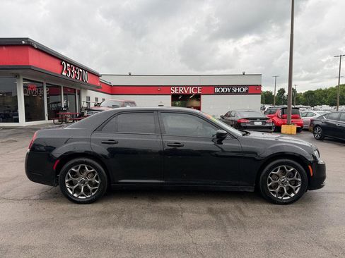 Used 2015 Chrysler 300 S AWD/4WD image 2