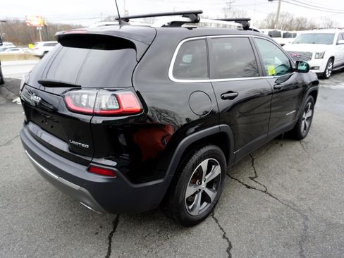 Used 2019 Jeep Cherokee Limited image 4