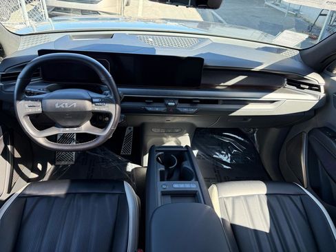 Used 2024 Kia EV9 GT-Line image 13