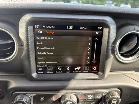 Certified 2023 Jeep Wrangler Unlimited Sahara AWD/4WD image 92