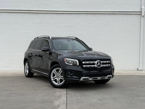 Used 2020 Mercedes-Benz GLB 250 4MATIC image 1