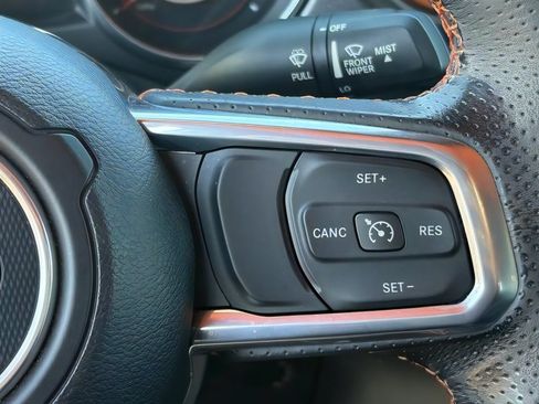Used 2022 Jeep Gladiator Mojave w/ LED Lighting Group AWD/4WD image 15