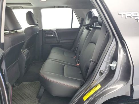 Used 2018 Toyota 4Runner TRD Off-Road Premium AWD/4WD image 12
