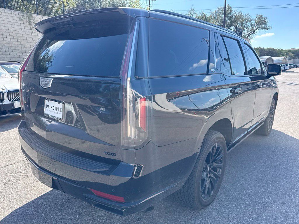 Used 2021 Cadillac Escalade Sport Platinum AWD/4WD image 6