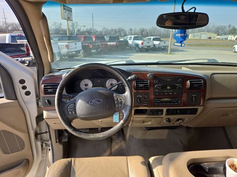 Used 2005 Ford F350 Lariat AWD/4WD image 13