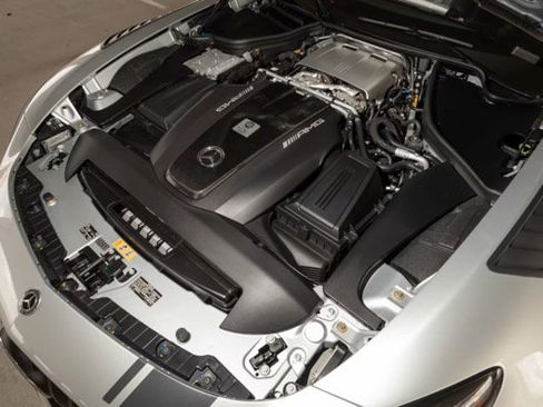 Used 2020 Mercedes-Benz AMG GT R image 18
