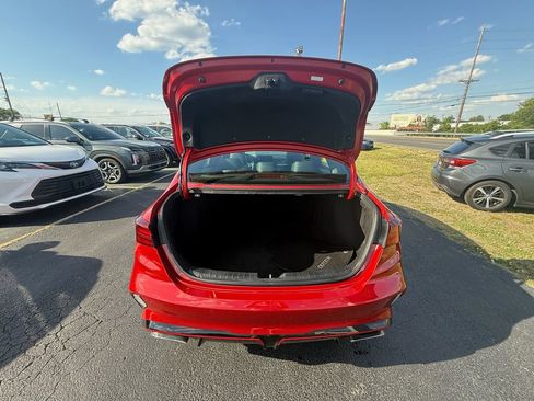 Used 2024 Kia Forte GT w/ GT2 Package FWD image 5