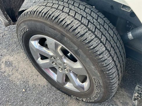 Used 2023 Ford F150 King Ranch w/ Equipment Group 601A High image 14