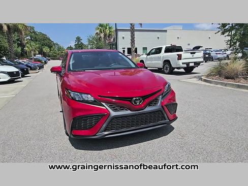 Used 2023 Toyota Camry SE FWD image 18