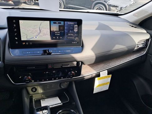 New 2026 Nissan Rogue Platinum w/ Platinum Premium Package image 20