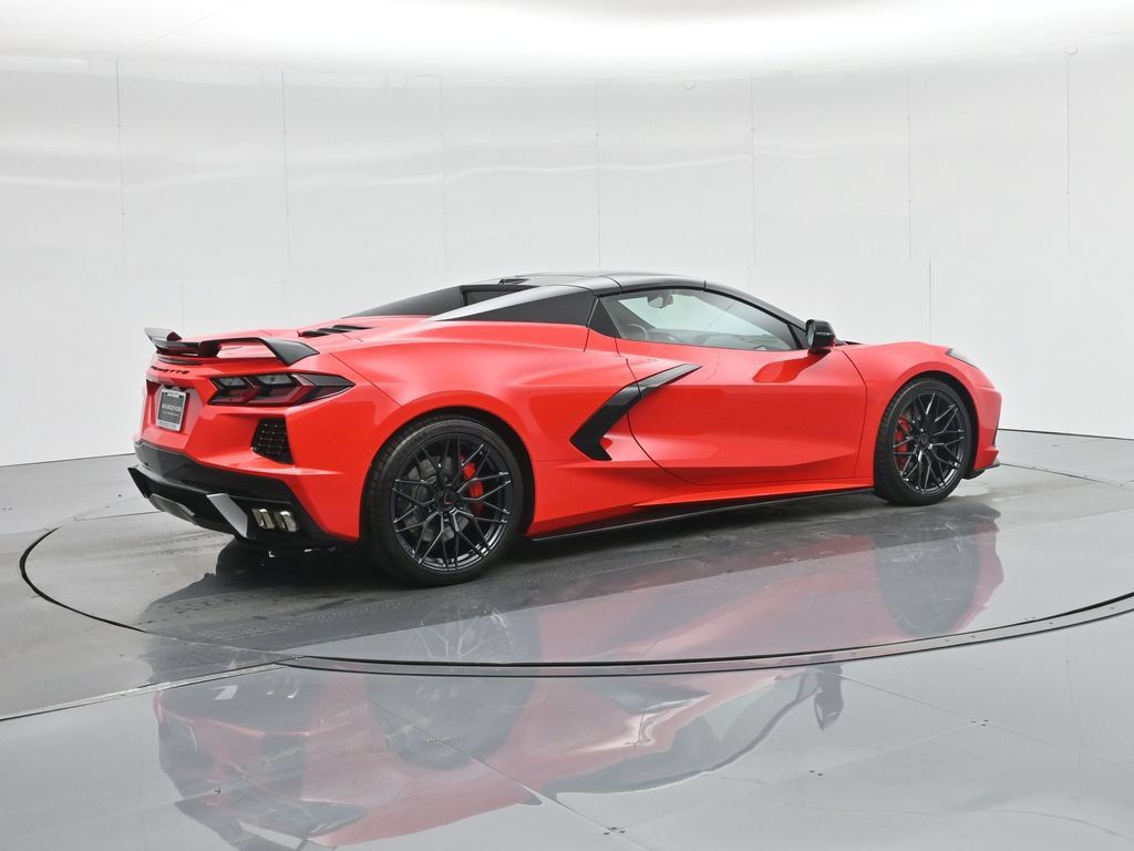 Used 2021 Chevrolet Corvette Stingray Premium Conv w/ Z51 Performance Package RWD image 30