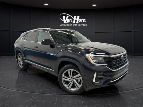 Used 2024 Volkswagen Atlas Cross Sport SEL R-Line image 1