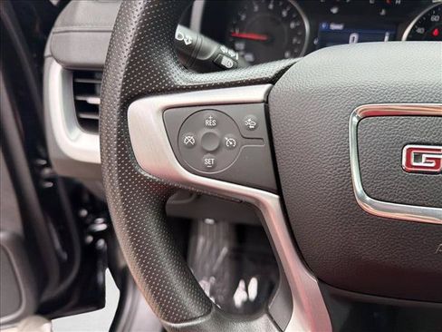Used 2024 GMC Terrain SLE AWD/4WD image 13