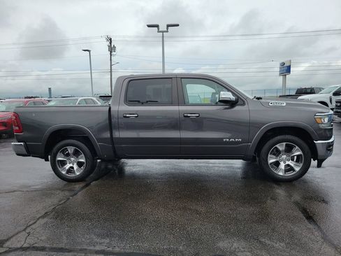 Used 2022 RAM 1500 Laramie AWD/4WD image 3
