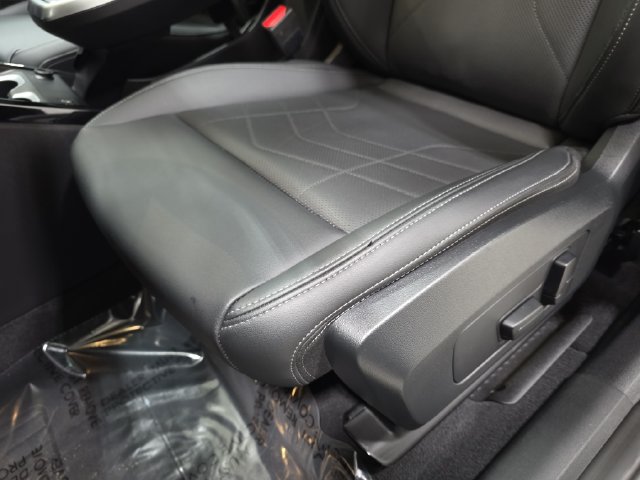 Certified 2026 BMW X1 xDrive28i w/ Convenience Package AWD/4WD image 24