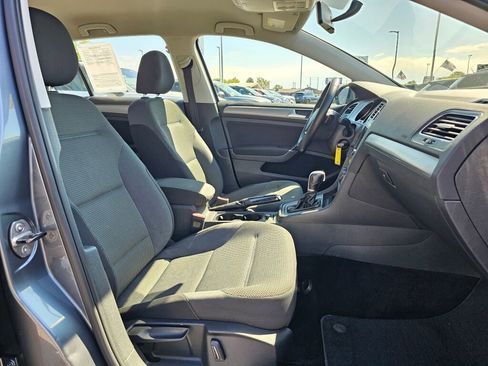 Used 2016 Volkswagen Golf S FWD image 14