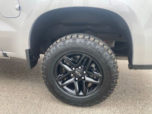 Certified 2021 Chevrolet Silverado 1500 Custom Trail Boss image 9