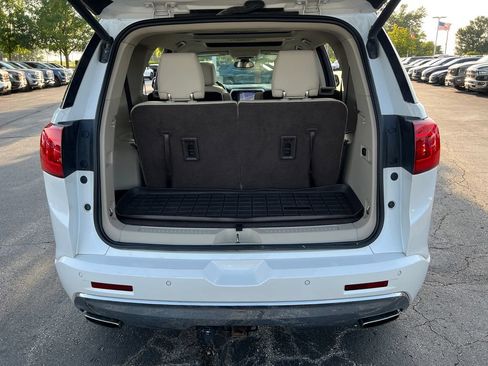 Used 2019 GMC Acadia Denali w/ Technology Package AWD/4WD image 10