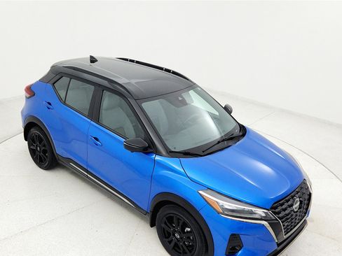 Used 2023 Nissan Kicks SR w/ SR Premium Package image 40