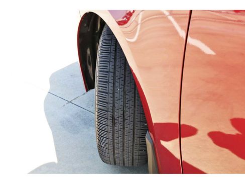 Used 2025 Toyota Corolla LE image 27