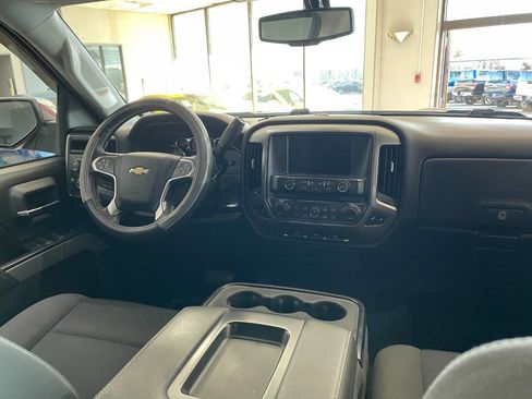 Used 2017 Chevrolet Silverado 1500 LT w/ All Star Edition image 28