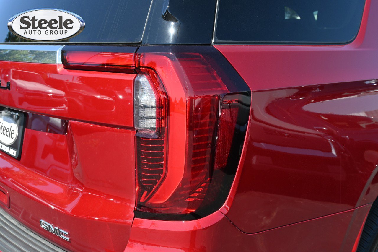New 2026 GMC Yukon Denali w/ Denali Reserve Package AWD/4WD image 39