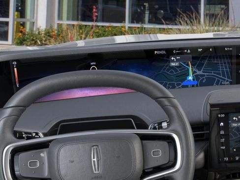 New 2026 Lincoln Nautilus Reserve AWD/4WD image 42