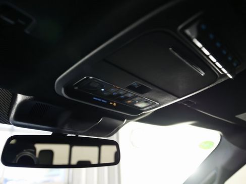 Used 2025 Ford F150 Raptor image 36