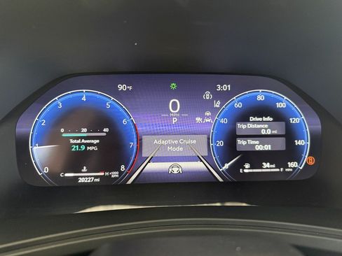 Used 2025 Toyota Grand Highlander AWD image 12