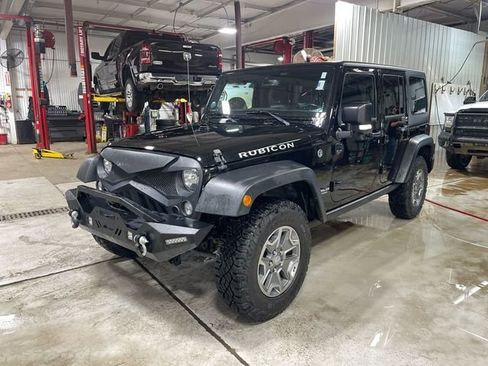 Used 2017 Jeep Wrangler Unlimited Rubicon w/ Dual Top Group AWD/4WD image 4