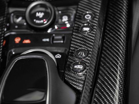 Used 2024 Aston Martin DBX 707 image 36