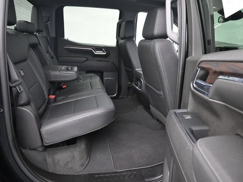 Used 2023 GMC Sierra 1500 SLT w/ SLT Premium Package AWD/4WD image 12