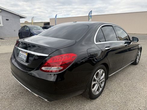 Used 2018 Mercedes-Benz C 300 Sedan image 4