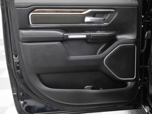 Used 2019 RAM 1500 Laramie image 23