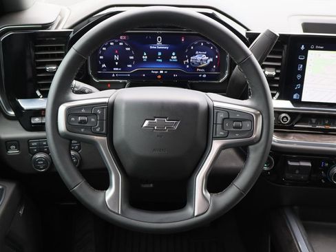 Used 2025 Chevrolet Silverado 2500 LTZ w/ LTZ Plus Package AWD/4WD image 14