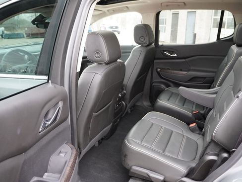 Certified 2023 GMC Acadia Denali w/ Denali Ultimate Package image 17