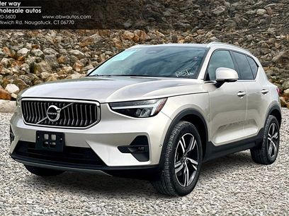 Used 2023 Volvo XC40 B5 Plus