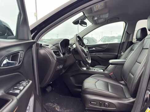 Certified 2022 Chevrolet Equinox Premier image 11