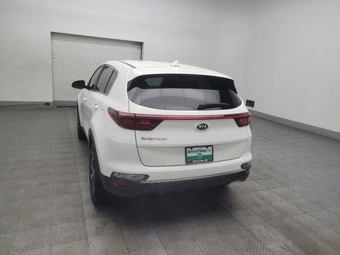 Used 2020 Kia Sportage LX AWD/4WD image 6