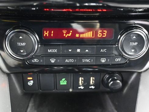 Used 2023 Mitsubishi Eclipse Cross SEL image 27