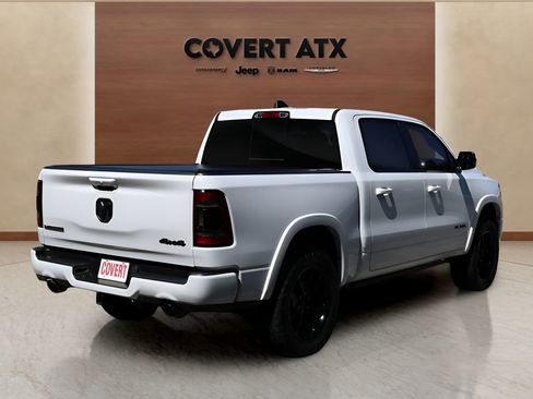 Used 2022 RAM 1500 Laramie AWD/4WD image 5