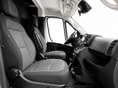 Used 2025 RAM ProMaster 2500 w/ U-Haul Equipment Group FWD image 22