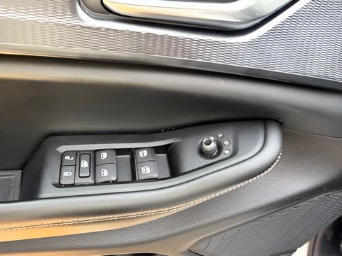 Used 2023 Jeep Grand Cherokee L Laredo AWD/4WD image 38