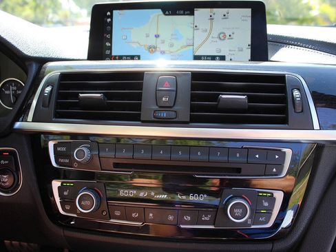 Used 2019 BMW 430i Convertible w/ M Sport Package RWD image 20